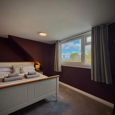 Wells Street Cottages No 26 By The River Ness อินเวอร์เนส ภายนอก รูปภาพ