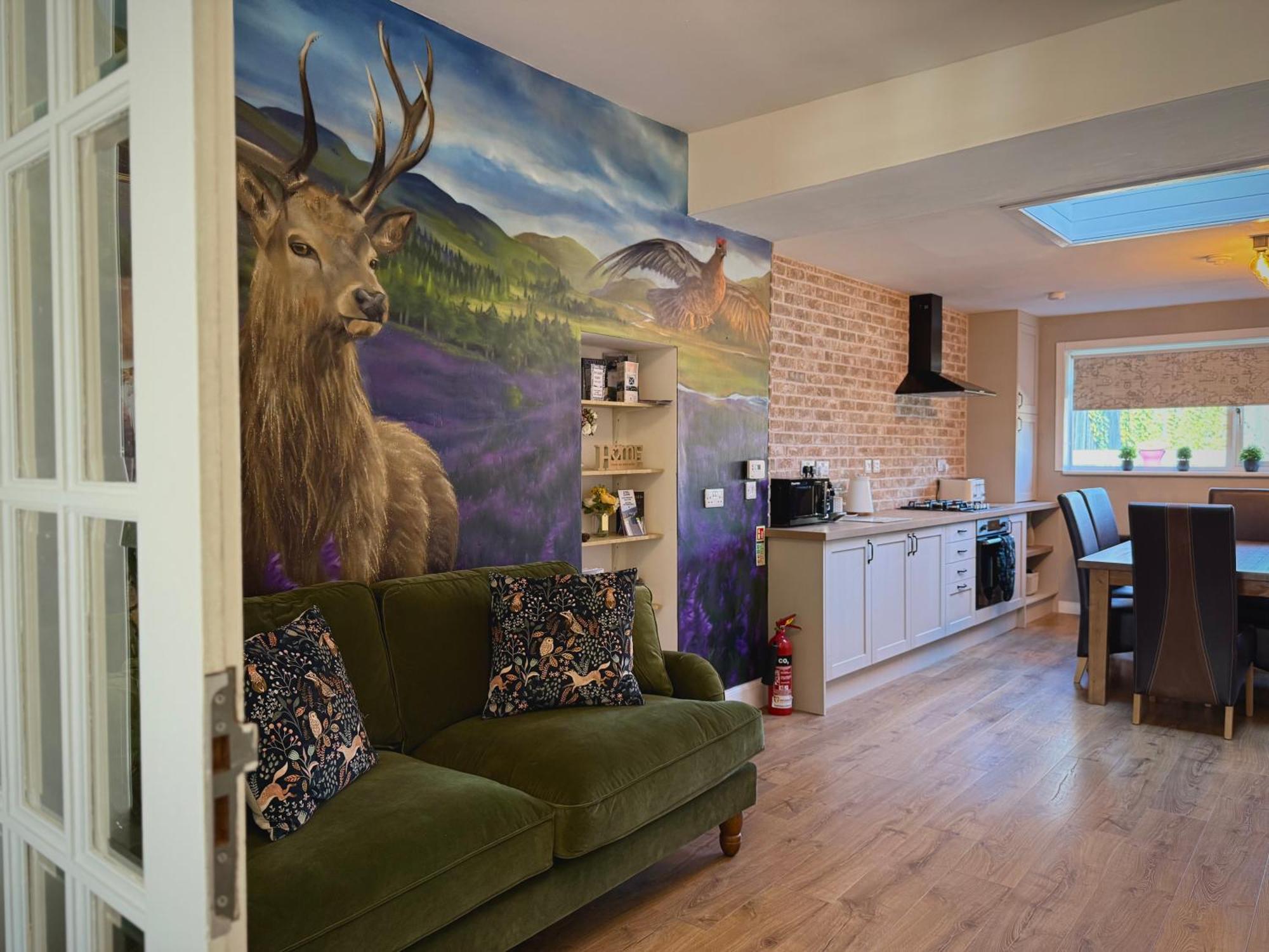 Wells Street Cottages No 26 By The River Ness อินเวอร์เนส ภายนอก รูปภาพ