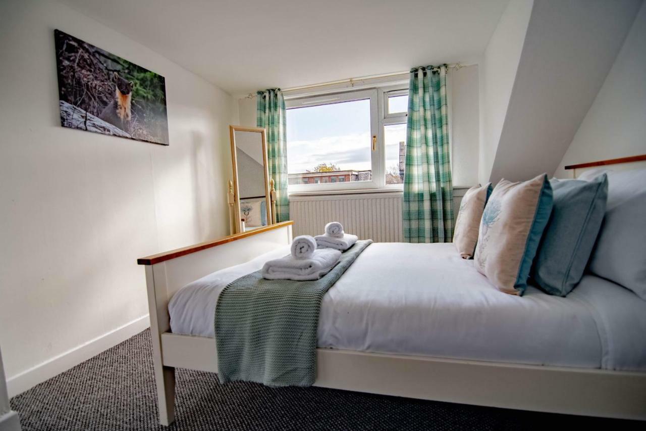 Wells Street Cottages No 26 By The River Ness อินเวอร์เนส ภายนอก รูปภาพ