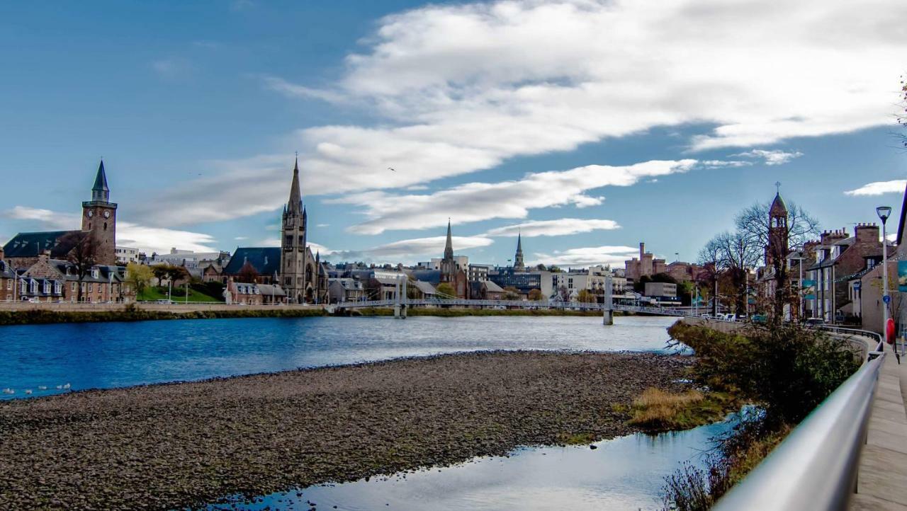 Wells Street Cottages No 26 By The River Ness อินเวอร์เนส ภายนอก รูปภาพ